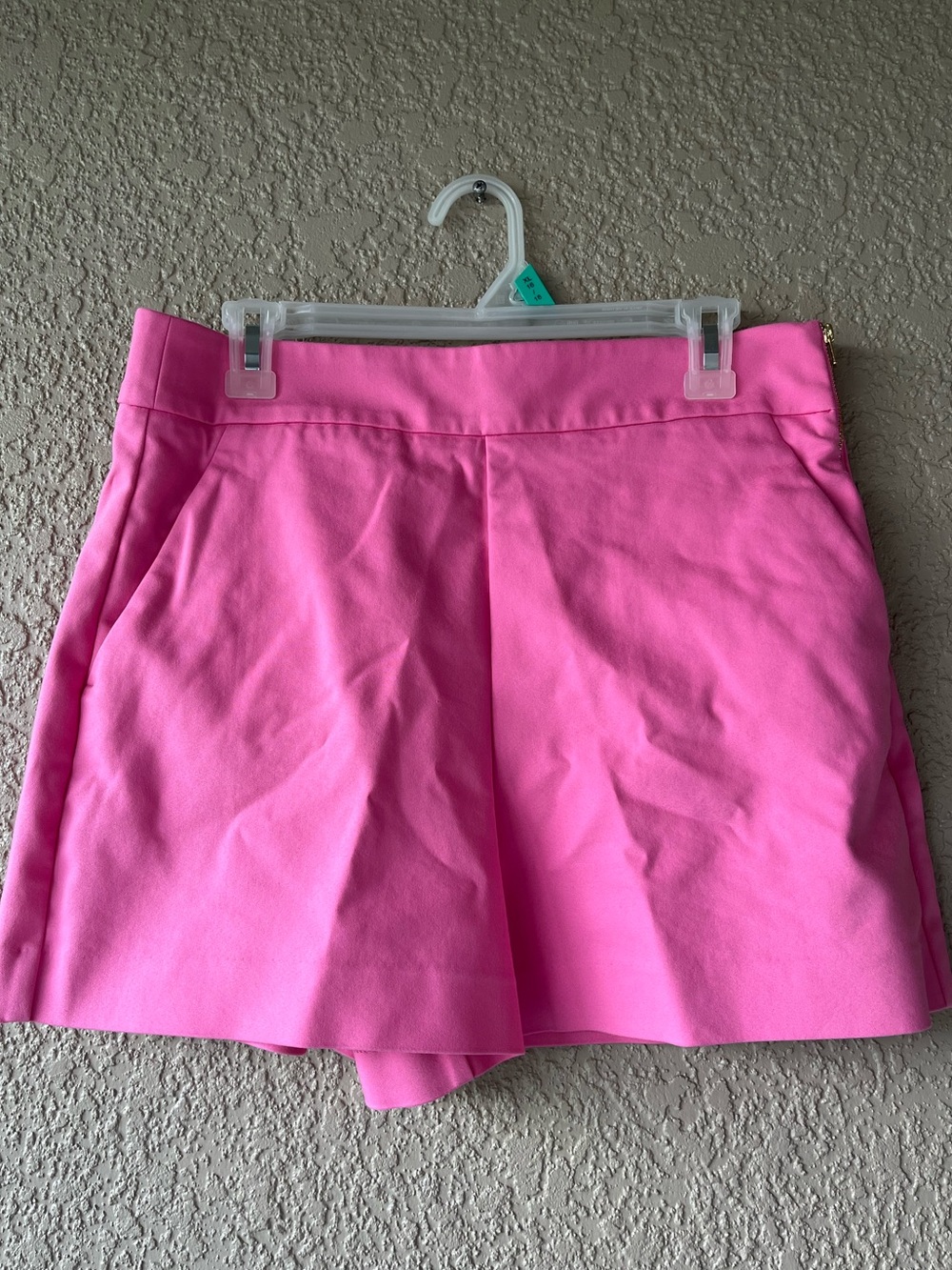 Lilly Pulitzer Bright Pink Pleated Shorts